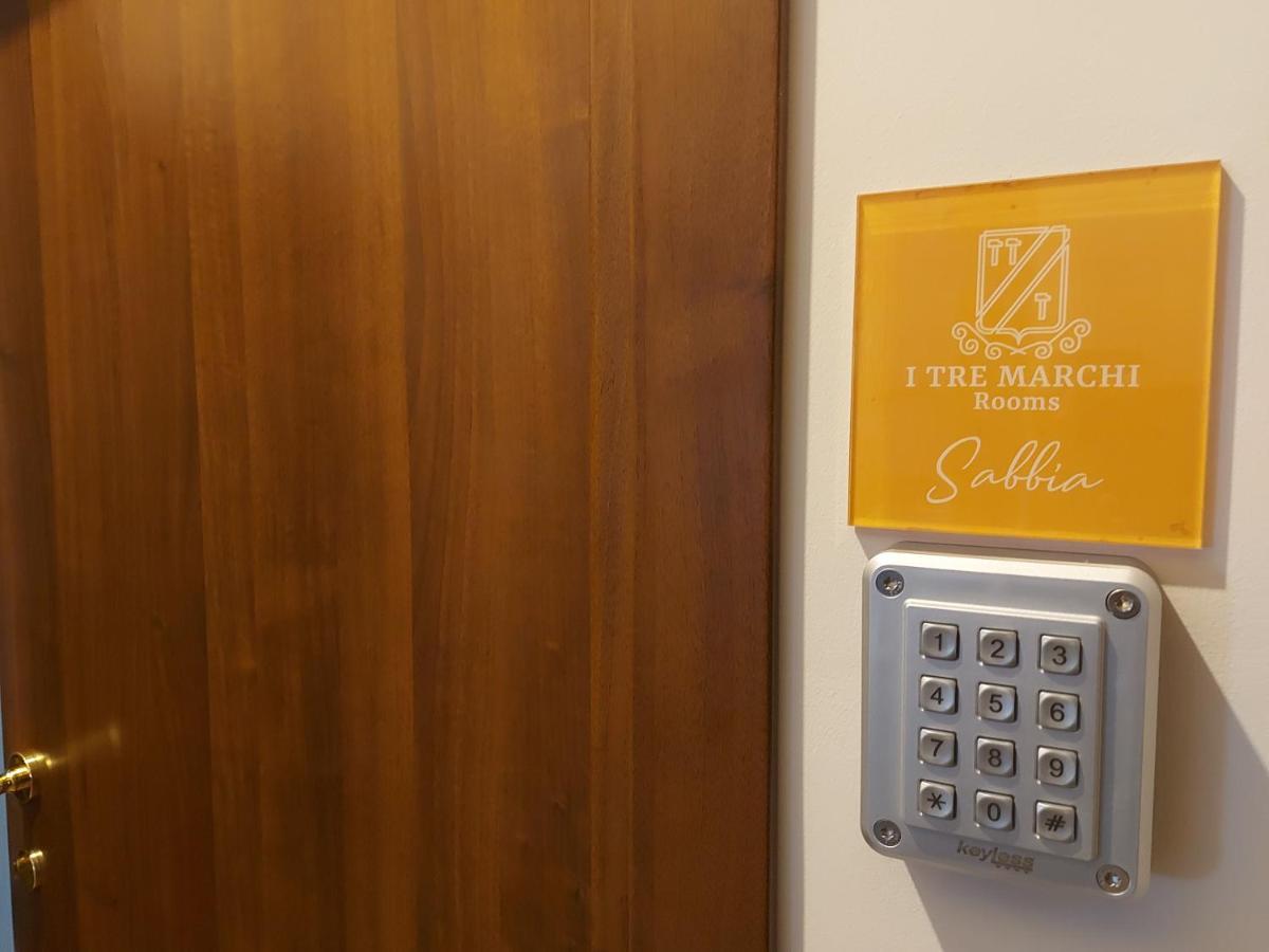 I Tre Marchi Rooms Camera Sabbia Термоли Екстериор снимка