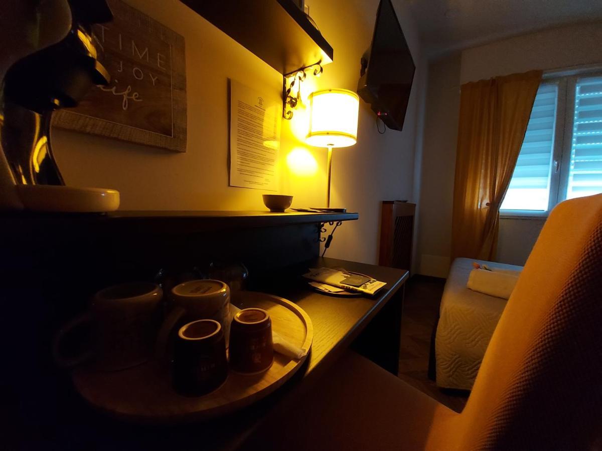 I Tre Marchi Rooms Camera Sabbia Термоли Екстериор снимка