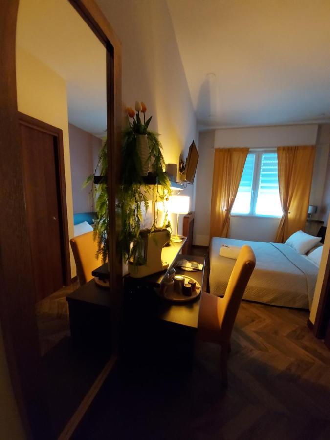 I Tre Marchi Rooms Camera Sabbia Термоли Екстериор снимка